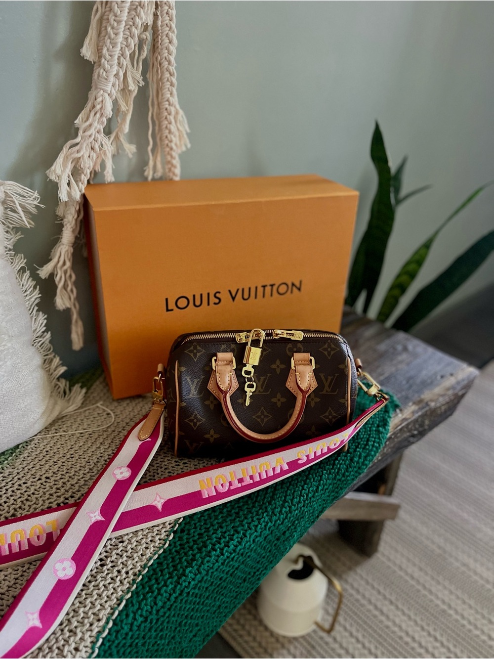 Louis Vuitton Speedy 20 - Authentic with Receipt from Louis Vuitton store